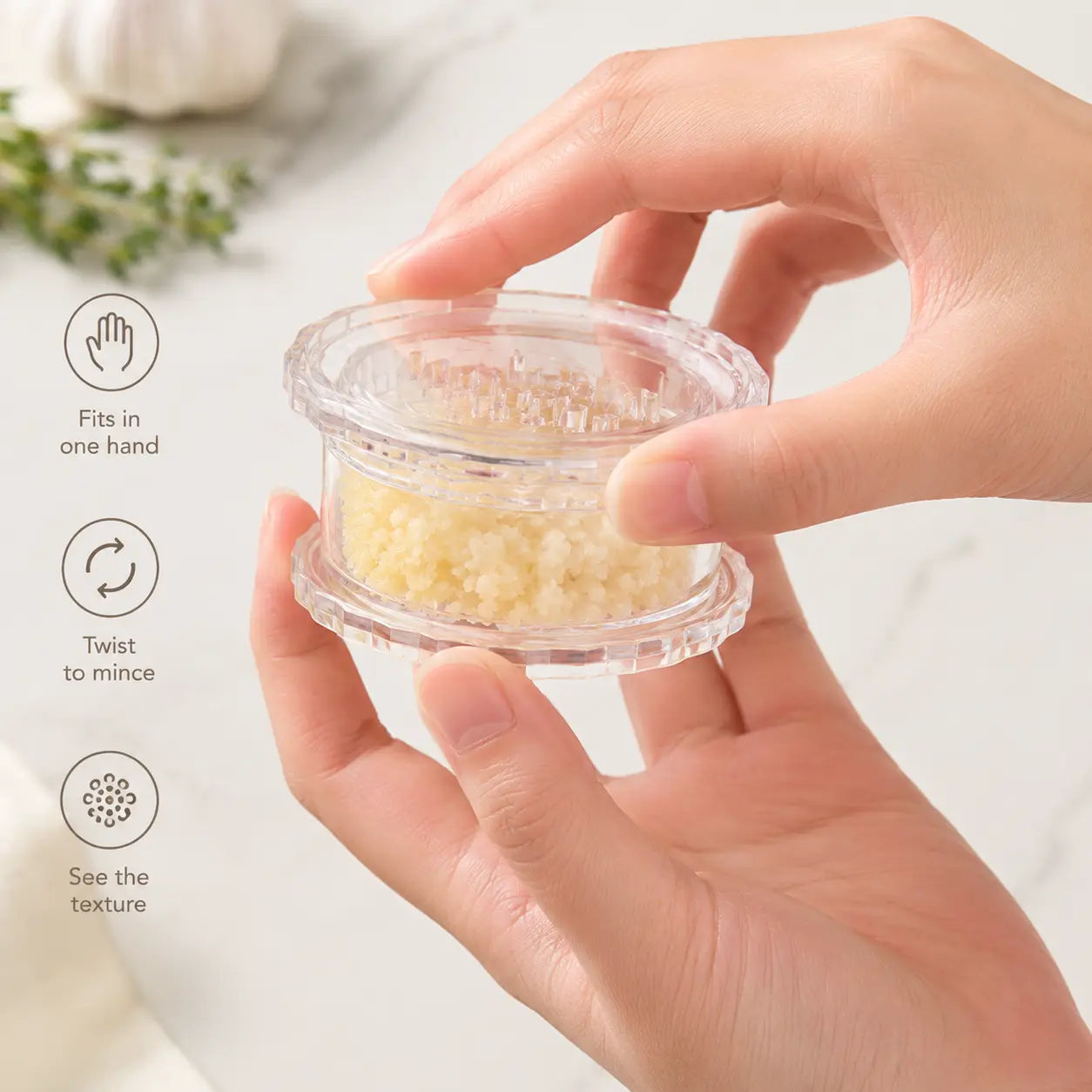 Manual Garlic Twister & Mincer, Compact Garlic Grinder for Garlic, Ginger, Onion, Herbs and Nuts, Clear Kitchen Prep Gadget